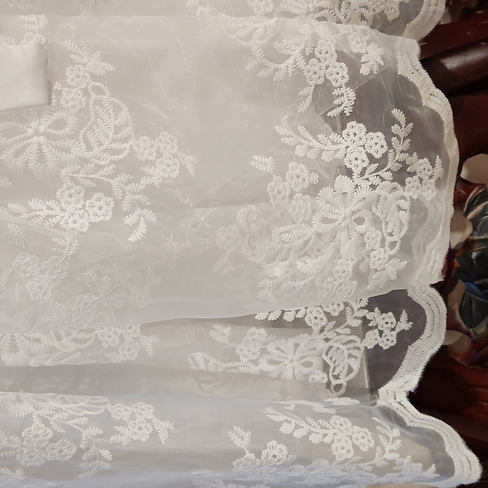 GLUMULICE IVORY WHITE BRAND NEW SIZE 12/18 MONTHS ALL OCCASION GOWN. - Picture 10 of 11